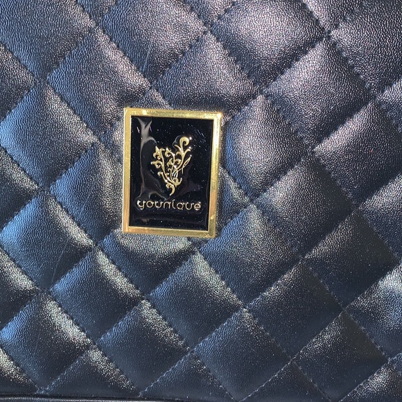Younique quilted black purse with gold chain strap - Picture 2 of 6